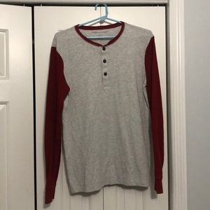 American Eagle Long sleeve shirt